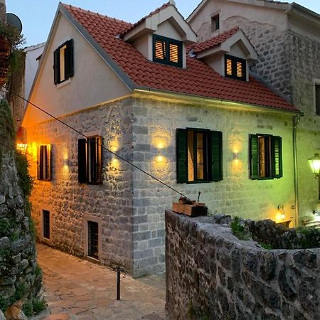 Kazin Supreme Hotell Kotor Eksteriør bilde