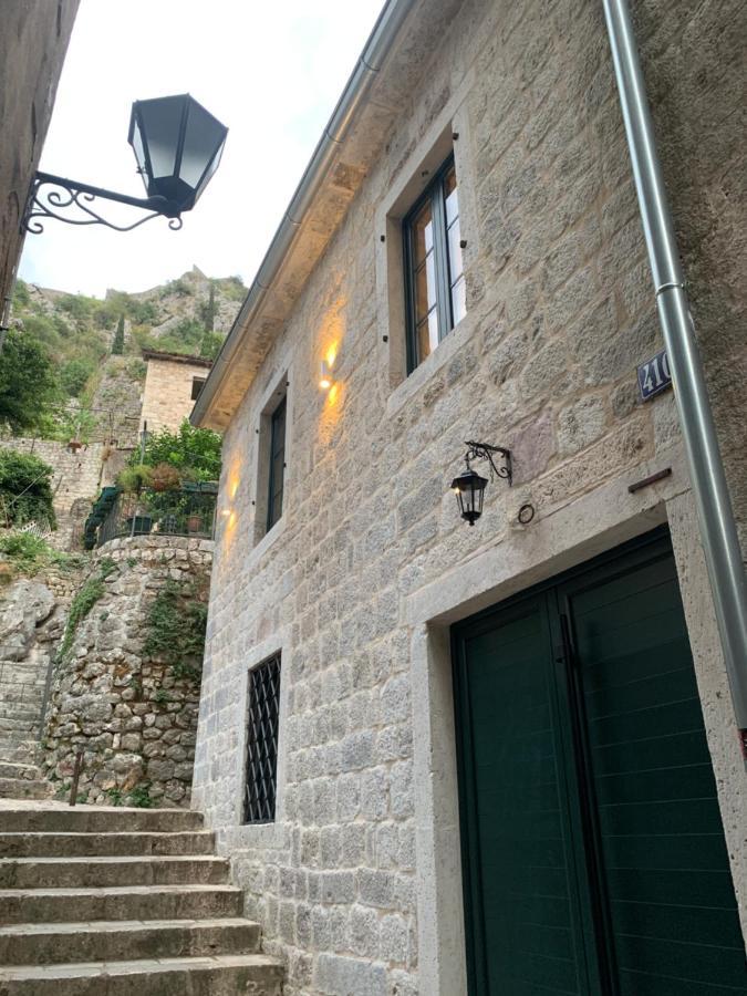 Kazin Supreme Hotell Kotor Eksteriør bilde