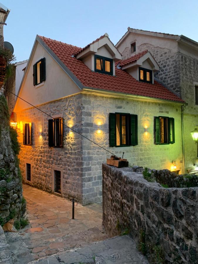 Kazin Supreme Hotell Kotor Eksteriør bilde